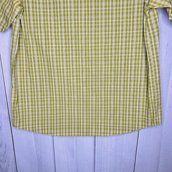 Columbia Omni-Shade Button Down Shirt Mens Sz M Green Plaid Short Sleeve Vented - Picture 7 of 8